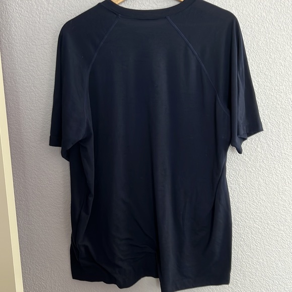 Apple tech shirt size Large Navy - Picture 4 of 5